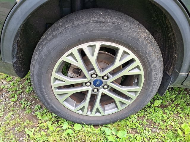 Certified 2022 Ford Escape SEL AWD/4WD image 13