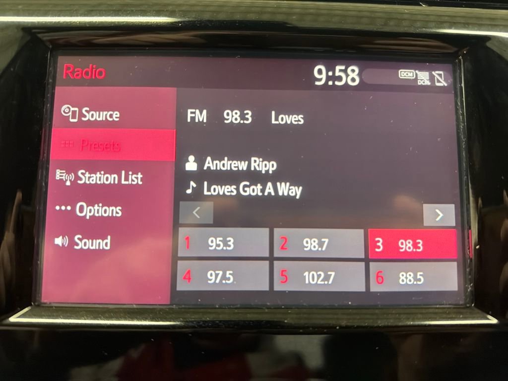 Used 2019 Toyota Camry L image 24