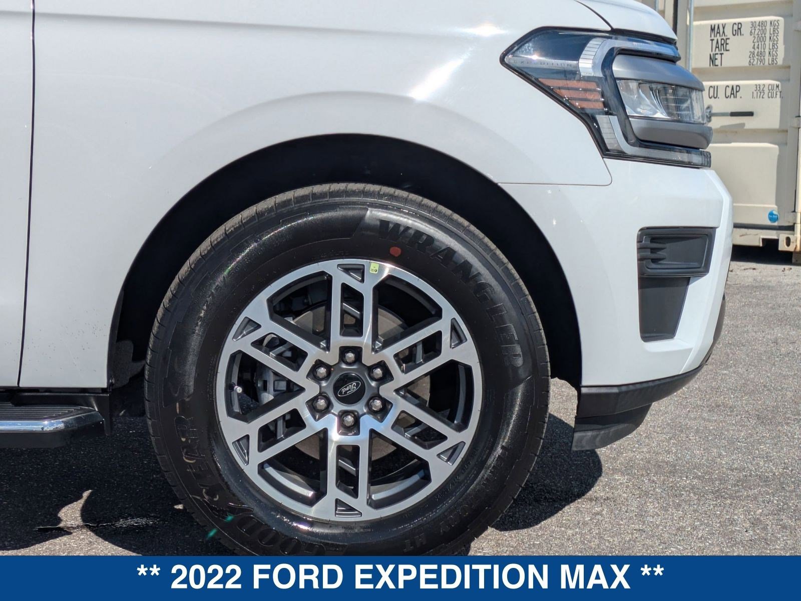 Certified 2022 Ford Expedition Max XLT image 11