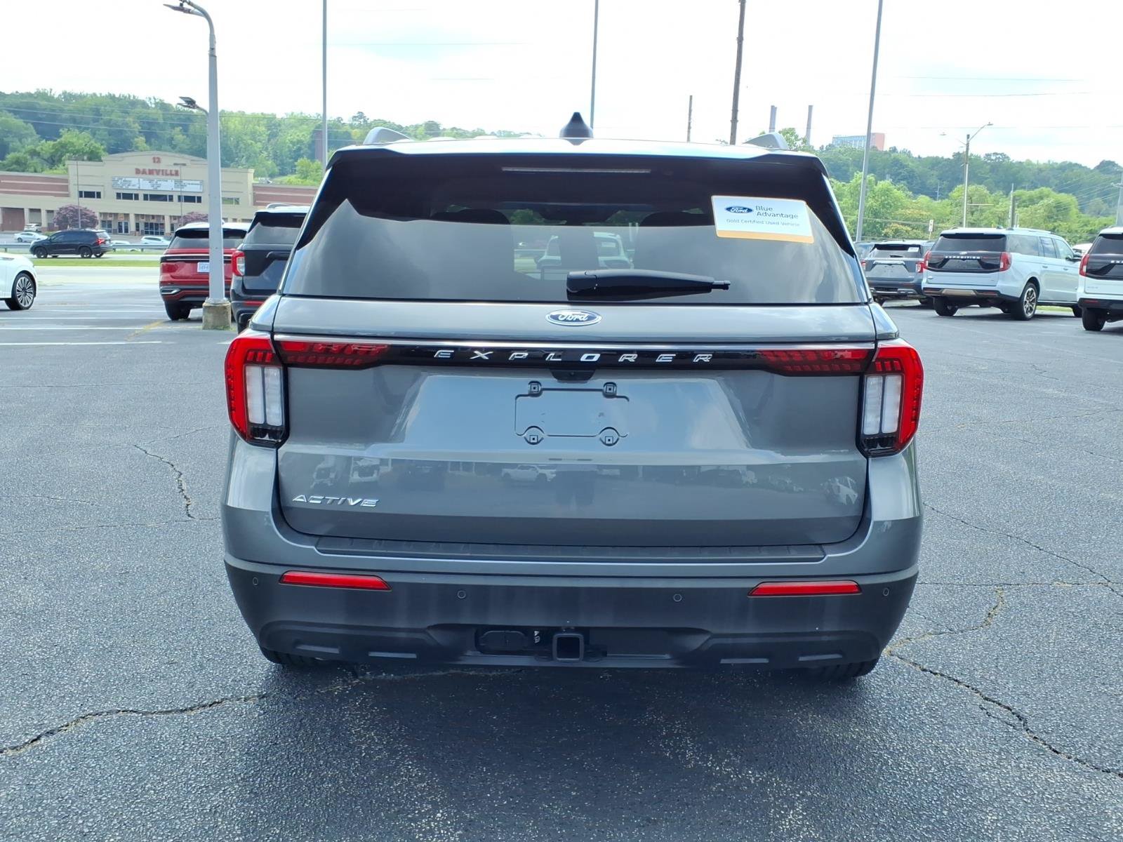 Certified 2025 Ford Explorer Active RWD image 7