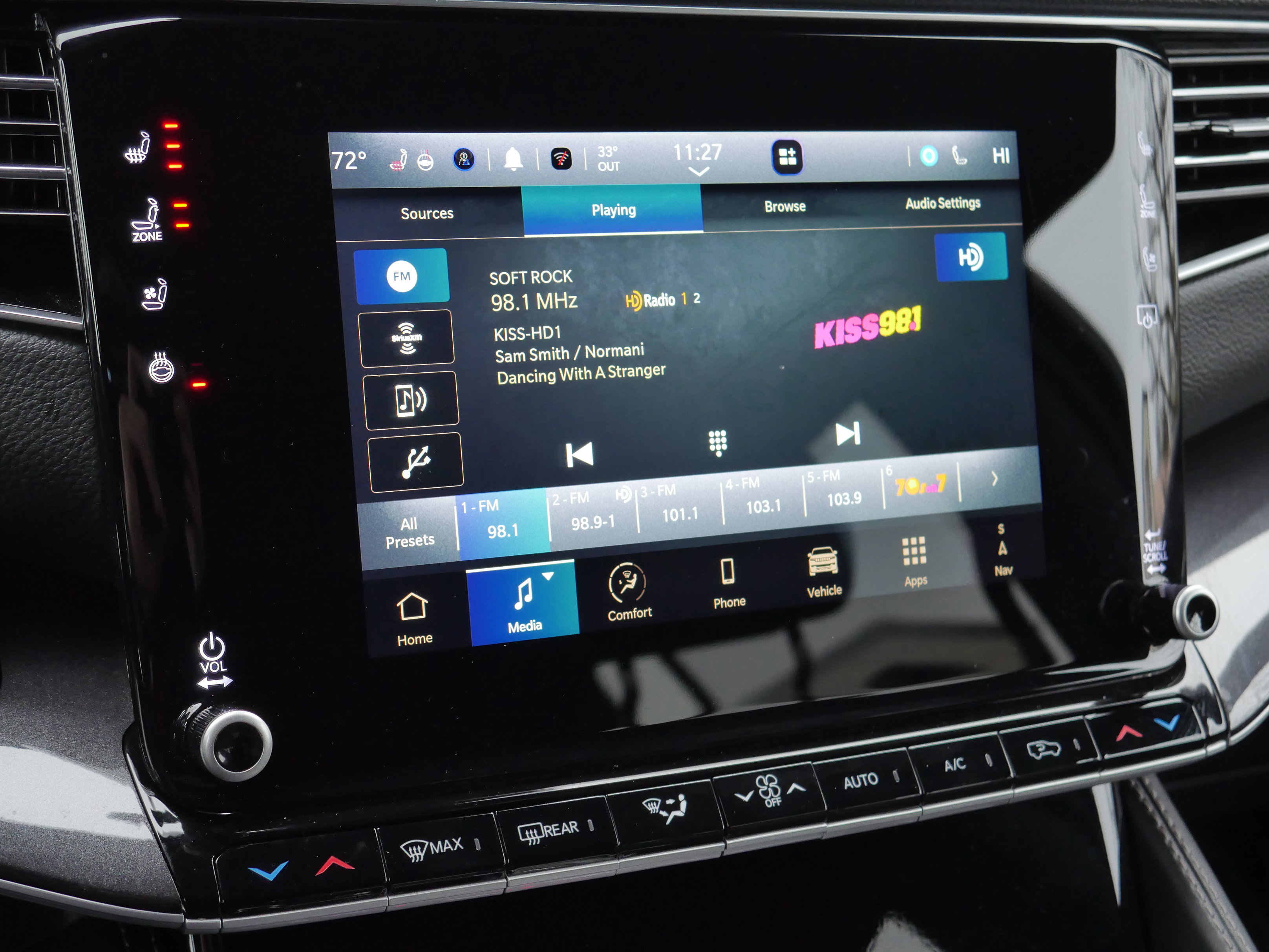 Used 2024 Jeep Wagoneer 4WD image 16