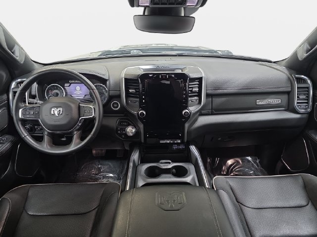 Used 2024 RAM 1500 Laramie AWD/4WD image 10