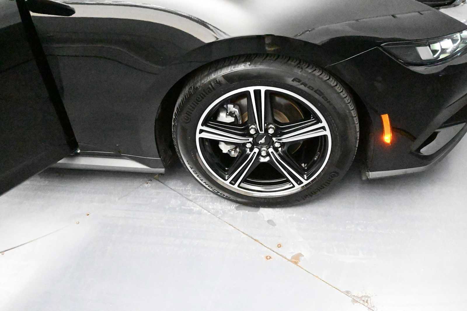 Certified 2025 Ford Mustang Premium RWD image 10