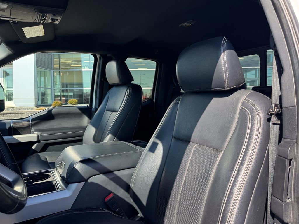 Certified 2022 Ford F350 Lariat w/ Chrome Package image 10