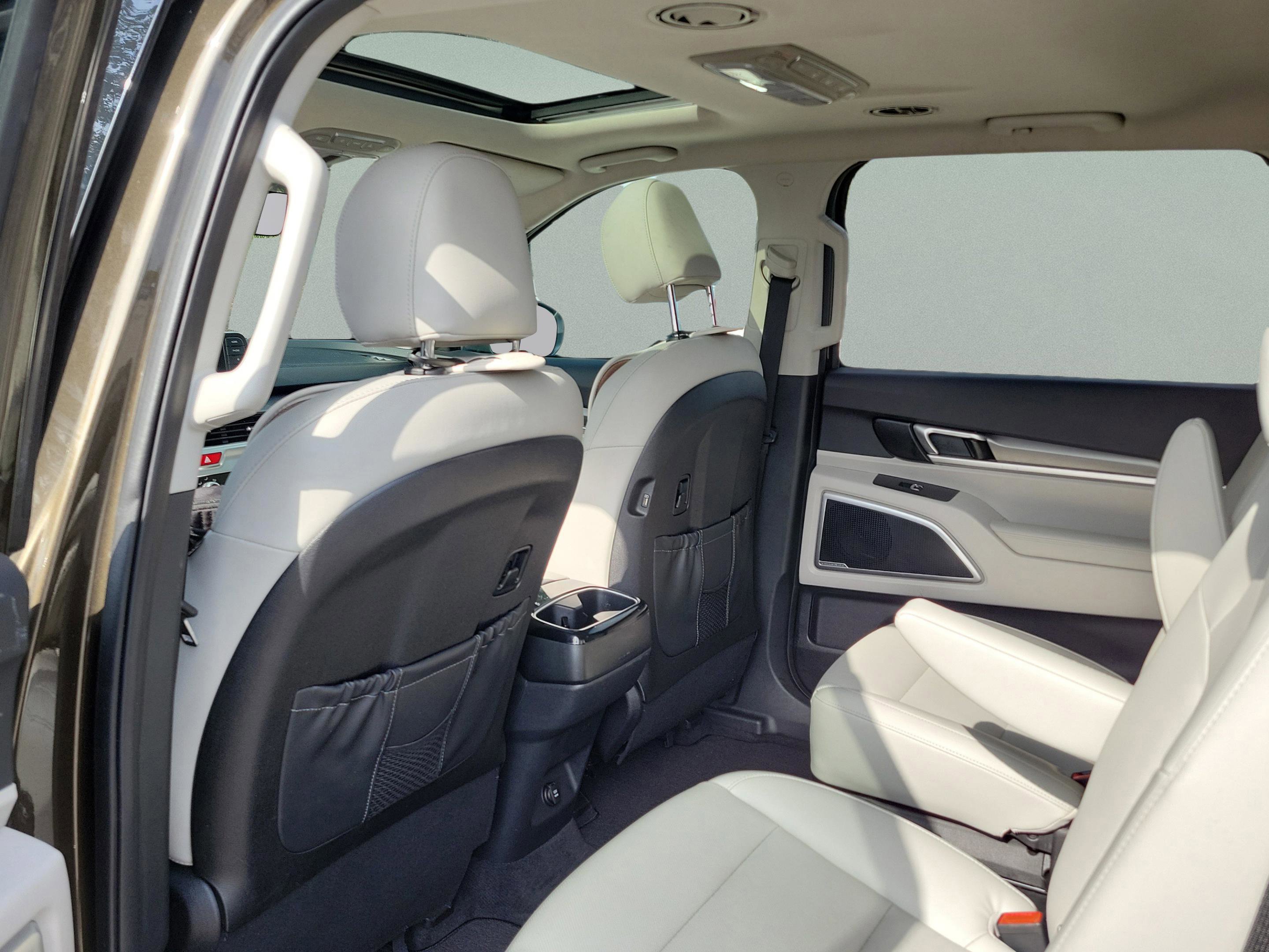 Used 2021 Kia Telluride S image 5