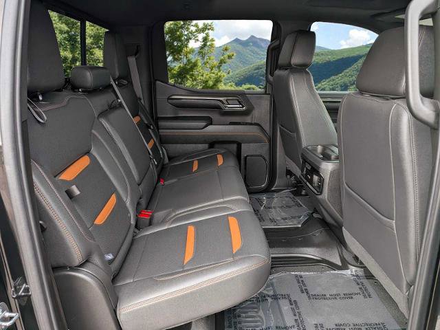 Used 2023 GMC Sierra 1500 AT4 w/ AT4 Premium Package AWD/4WD image 24