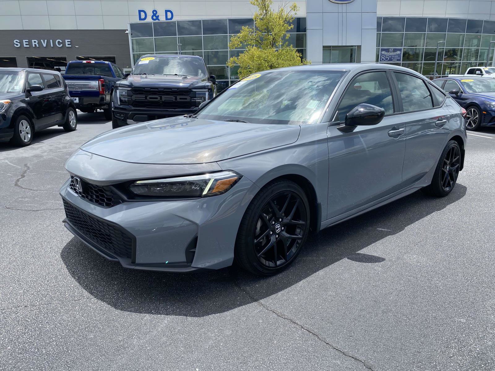 Used 2025 Honda Civic Sport image 3