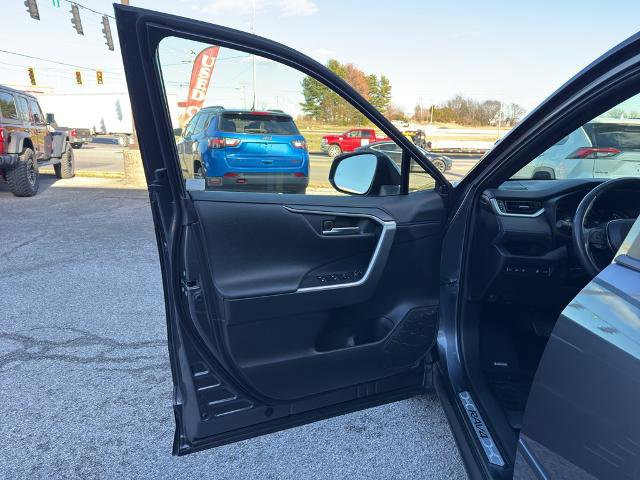 Used 2021 Toyota RAV4 XSE image 18