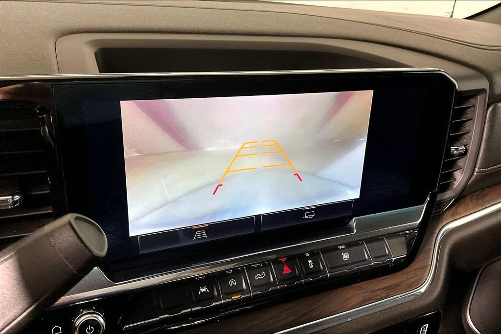 Used 2025 GMC Sierra 1500 SLT image 17