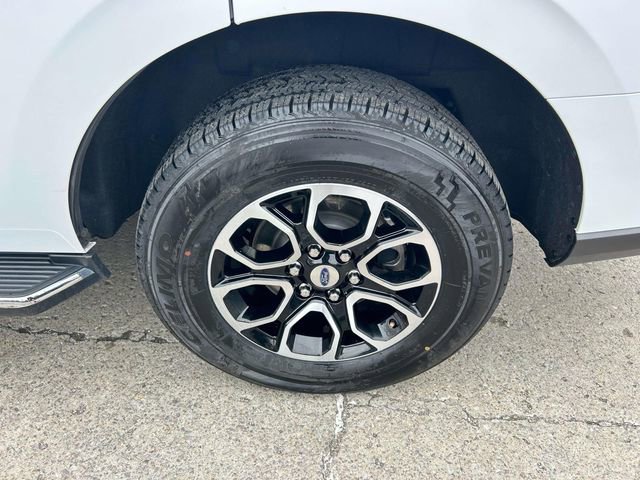 Certified 2023 Ford Expedition XLT image 11