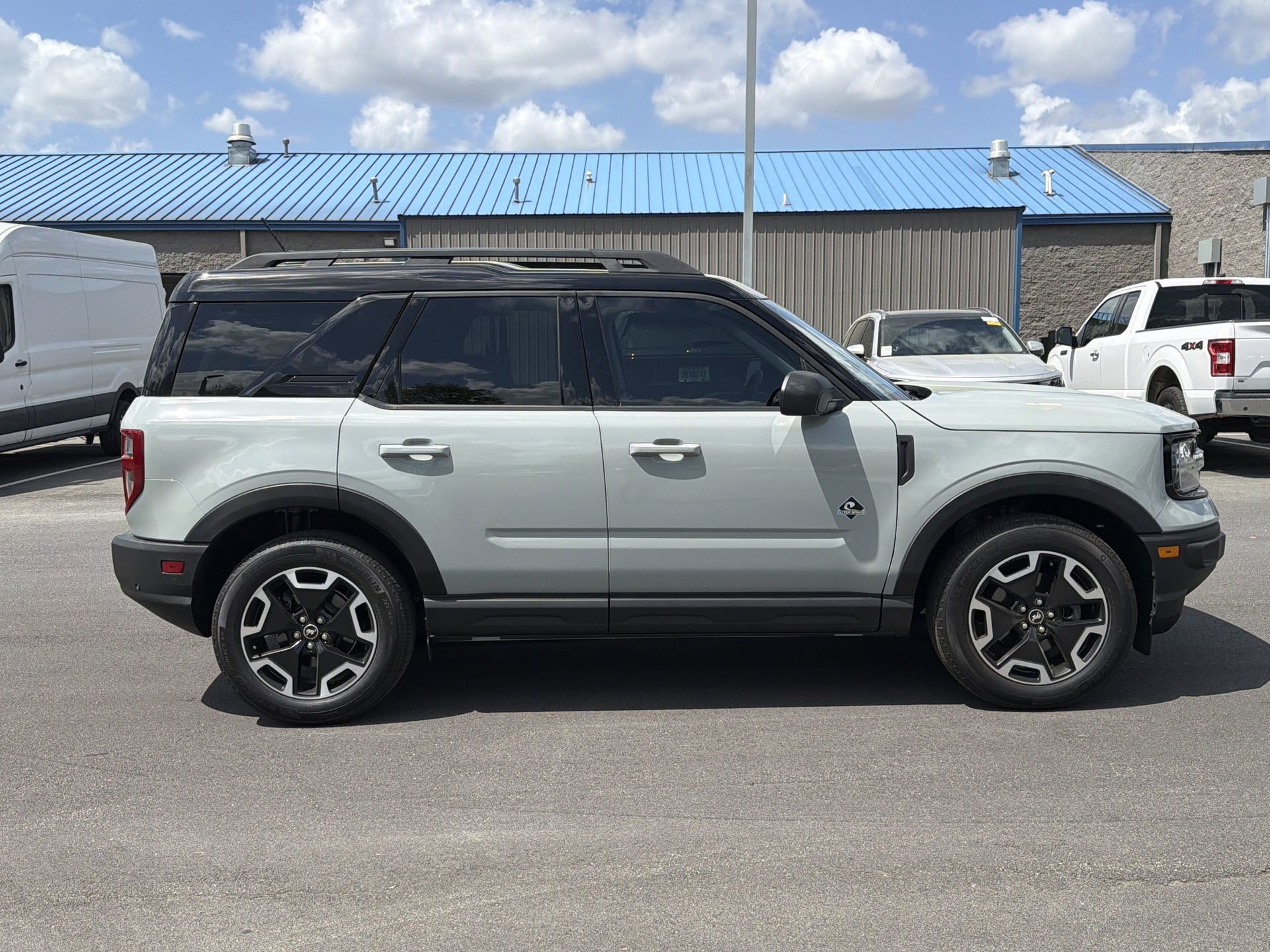 Certified 2024 Ford Bronco Sport Outer Banks w/ Tech Package image 15