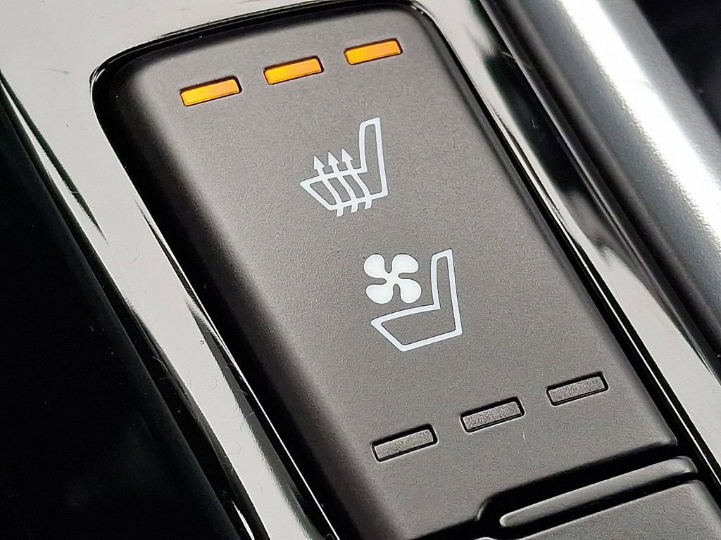 Used 2024 Kia Seltos SX w/ SX Sunroof Package image 27