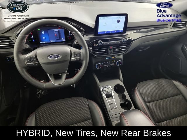 Certified 2024 Ford Escape ST-Line Select AWD/4WD image 32