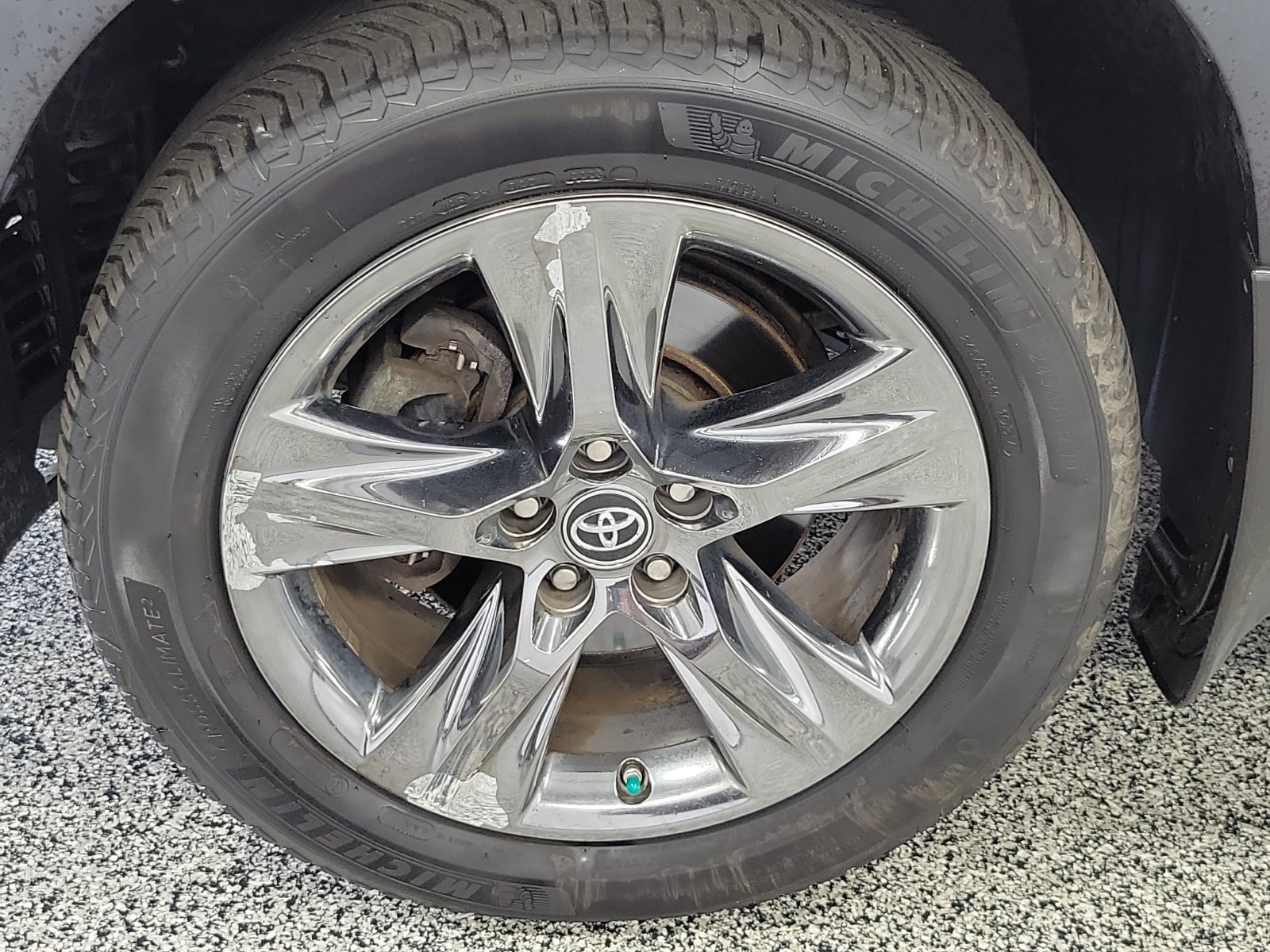 Used 2018 Toyota Highlander Limited Platinum AWD/4WD image 5