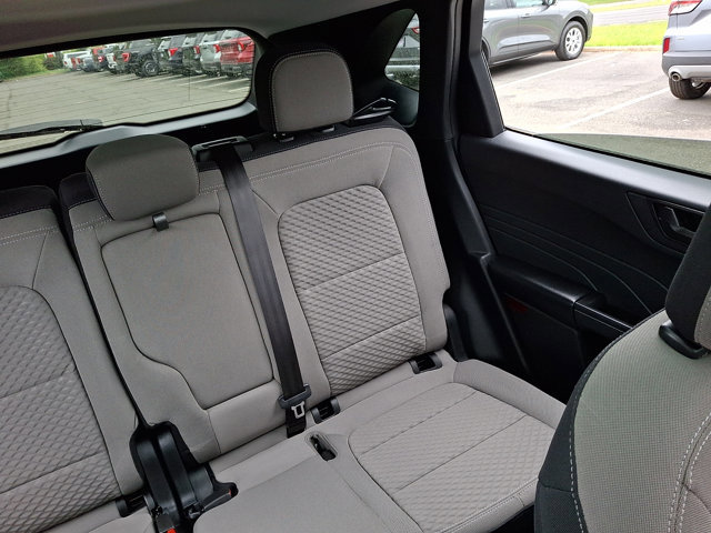 Certified 2022 Ford Escape SE w/ SE Sport Appearance Package AWD/4WD image 19
