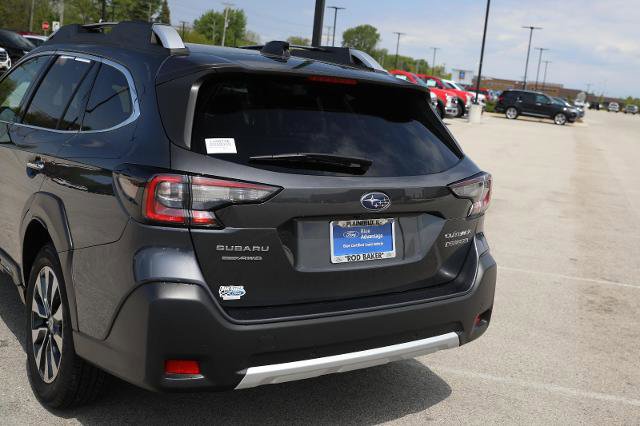 Used 2023 Subaru Outback Touring XT AWD/4WD image 17