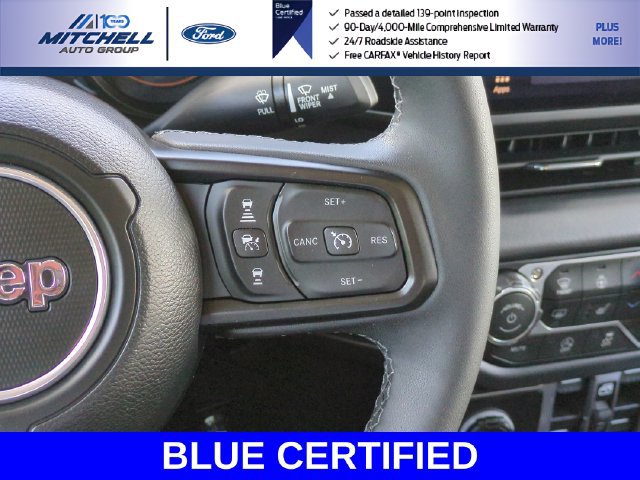 Used 2025 Jeep Gladiator Rubicon w/ Convenience Group AWD/4WD image 17