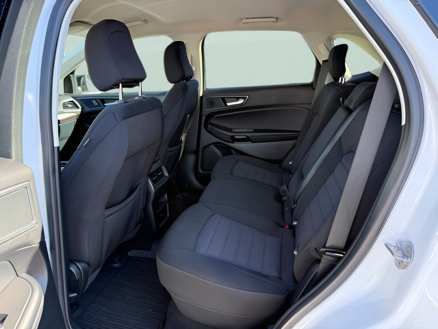 Certified 2024 Ford Edge SE w/ Black Appearance Package AWD/4WD image 5