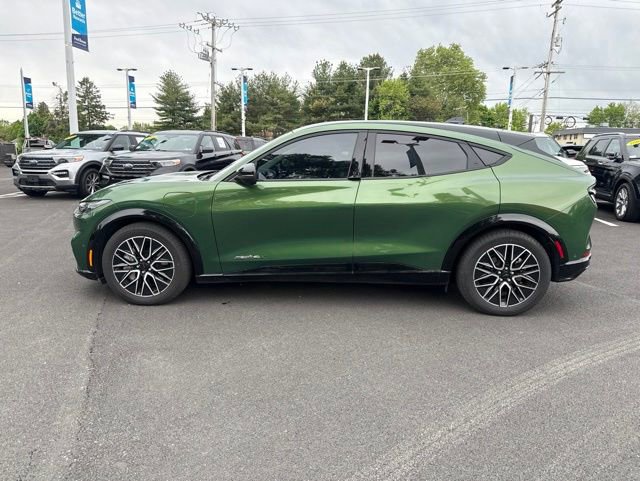 Certified 2024 Ford Mustang Mach-E Premium AWD/4WD image 4