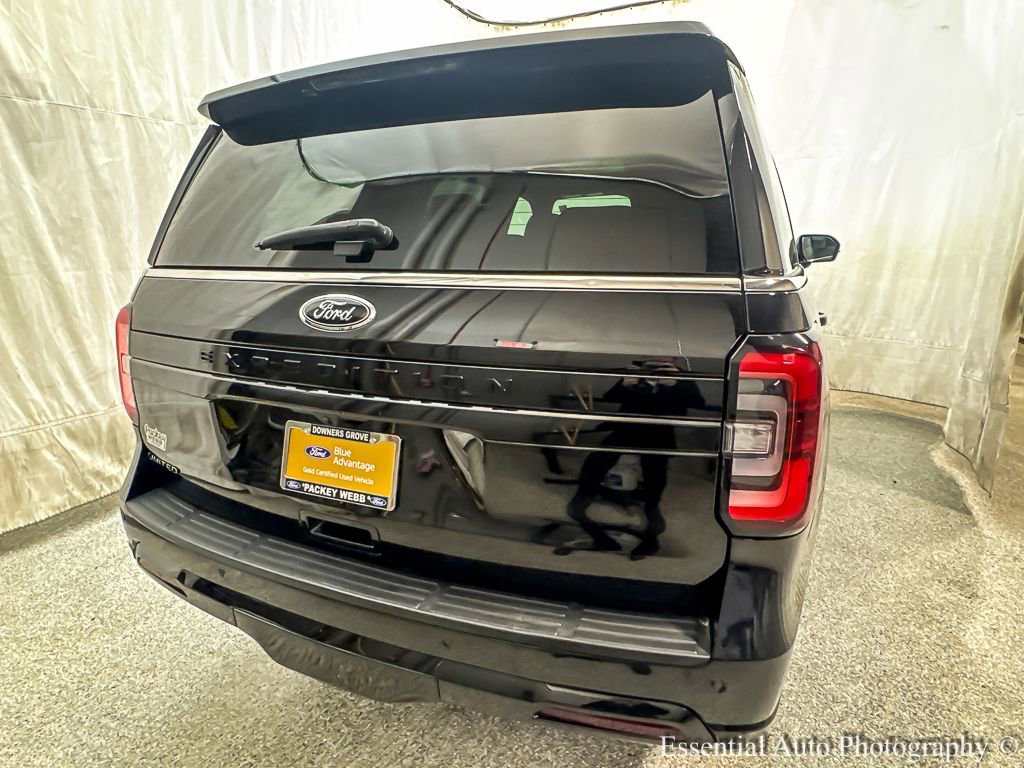 Certified 2023 Ford Expedition Limited image 5