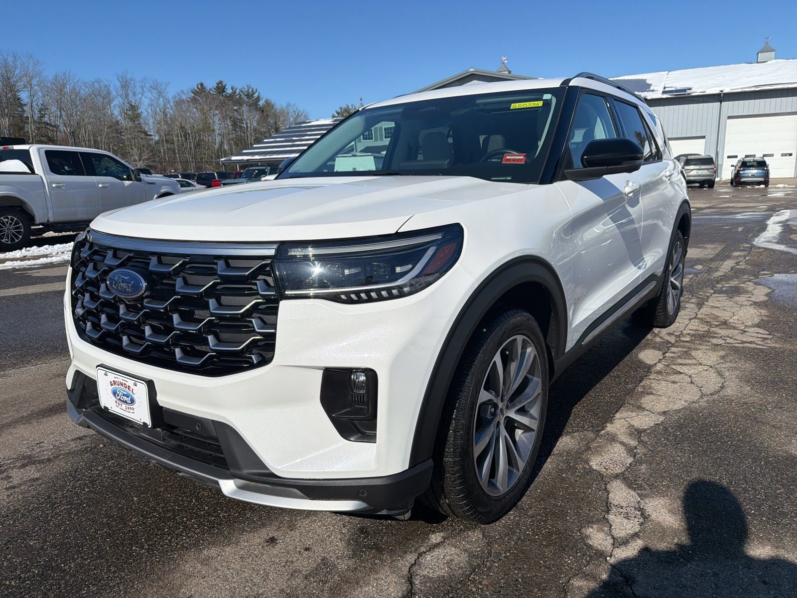 Certified 2025 Ford Explorer Platinum w/ Ultimate Package image 3