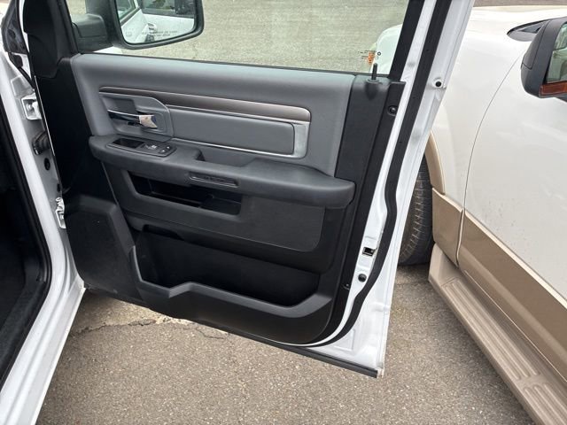 Used 2024 RAM 1500 Classic SLT image 31