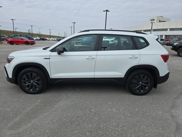 Used 2022 Volkswagen Taos S image 6