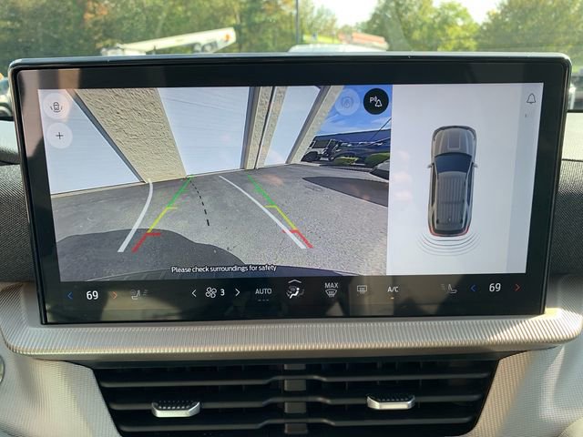 Certified 2025 Ford Explorer Active w/ Active Comfort Package image 28