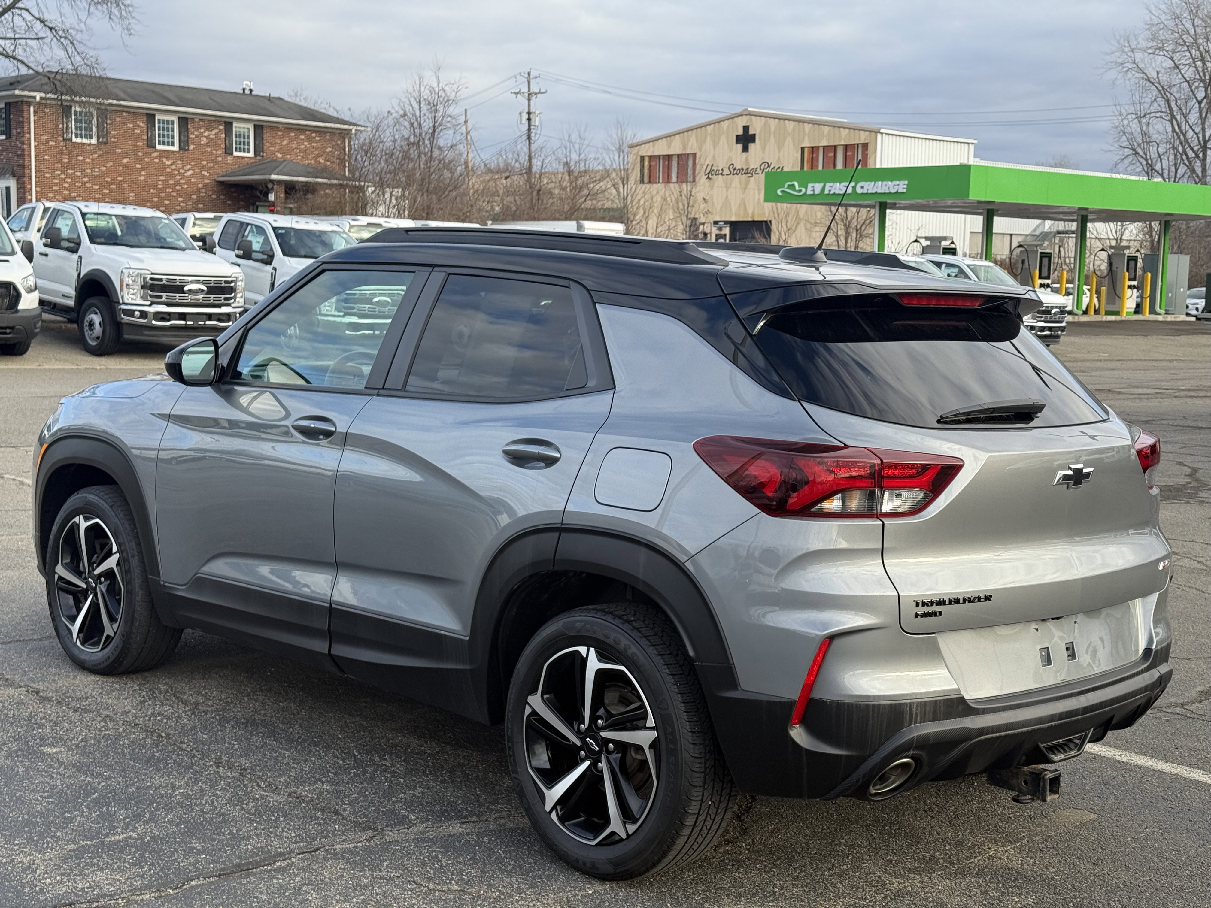 Used 2023 Chevrolet TrailBlazer RS w/ Sun and Liftgate Package image 4