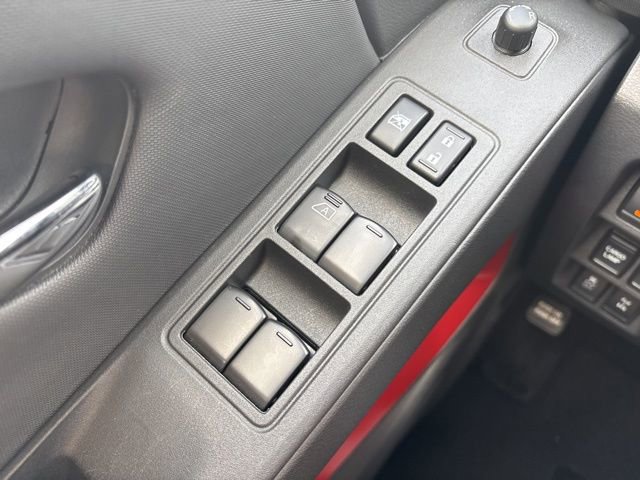 Used 2022 Nissan Frontier PRO-4X image 11