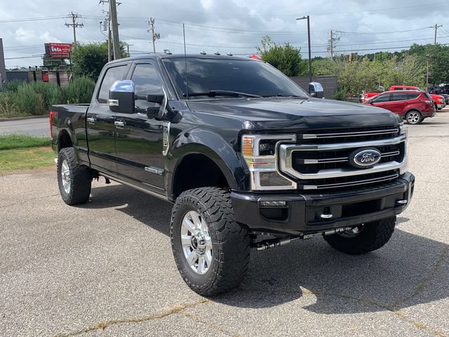 Certified 2022 Ford F250 Platinum w/ FX4 Off-Road Package AWD/4WD image 3