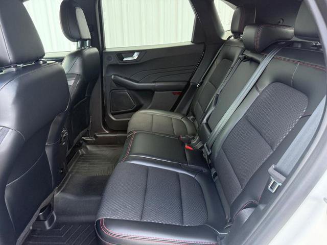 Certified 2023 Ford Escape ST-Line Select w/ Tech Pack #2 AWD/4WD image 8