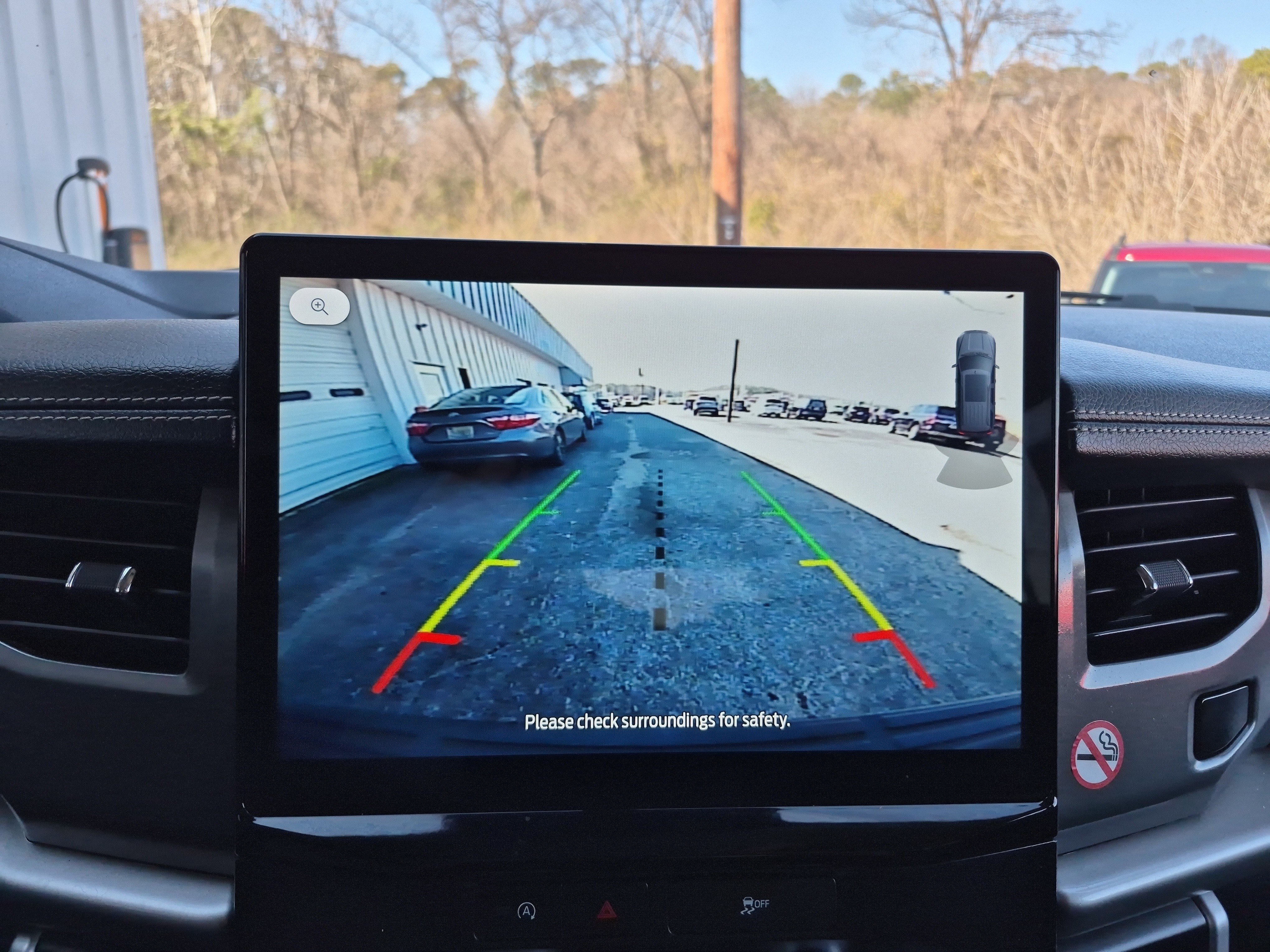 Certified 2024 Ford Expedition XLT image 38