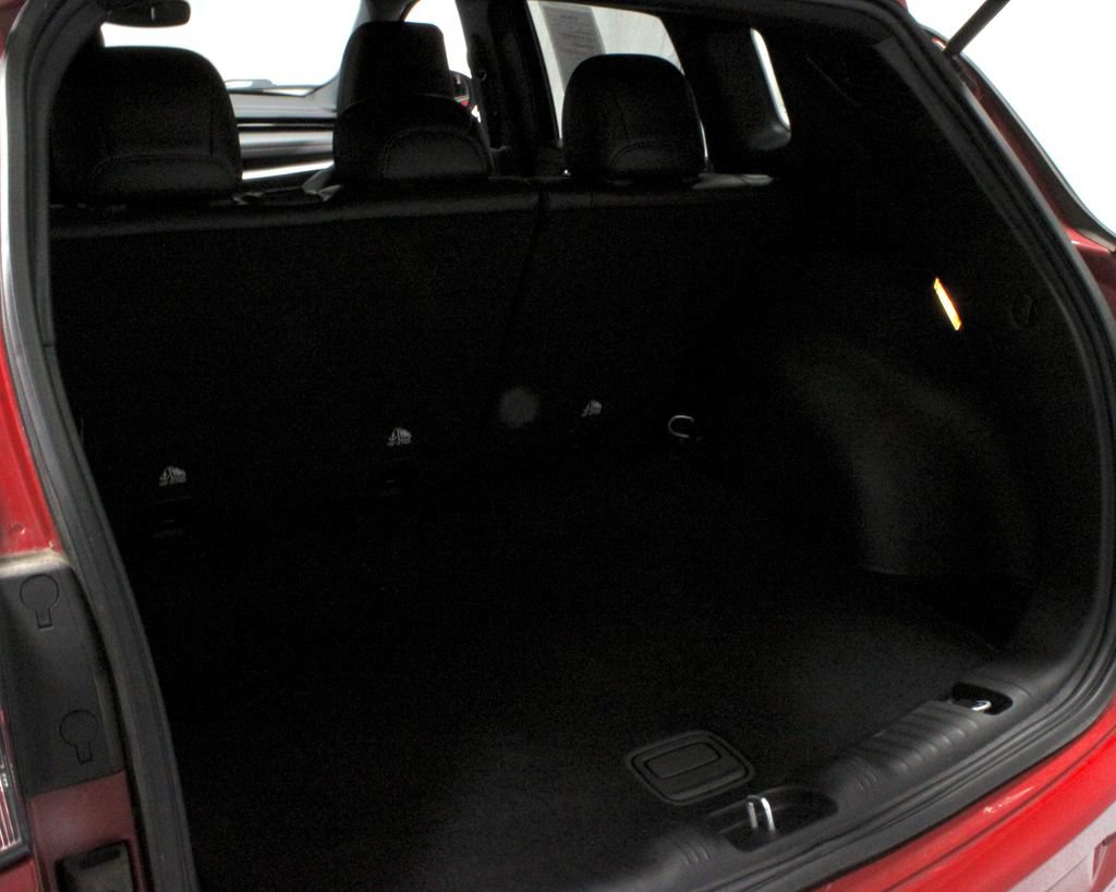 Used 2022 Jeep Compass Limited AWD/4WD image 11