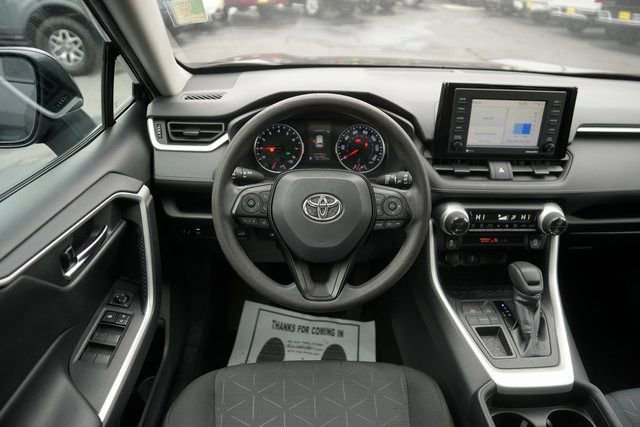 Used 2021 Toyota RAV4 XLE w/ Convenience Package image 22