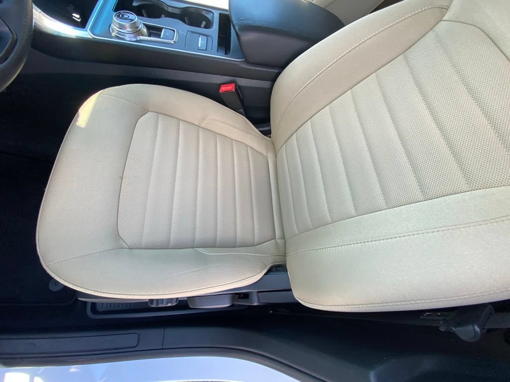Certified 2021 Ford Edge SE FWD image 22