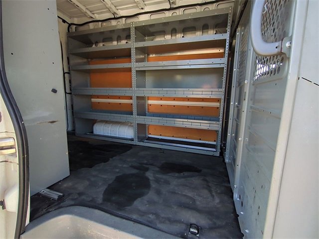 Used 2020 Nissan NV 2500 SV image 14