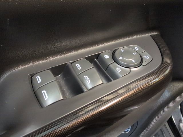 Used 2022 GMC Acadia AT4 image 17