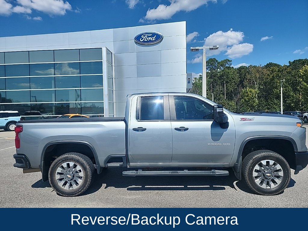 Used 2024 Chevrolet Silverado 2500 Custom w/ Custom Value Package AWD/4WD image 2