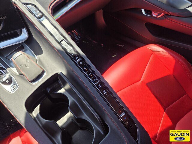Used 2022 Chevrolet Corvette Stingray Coupe w/ 1LT RWD image 24