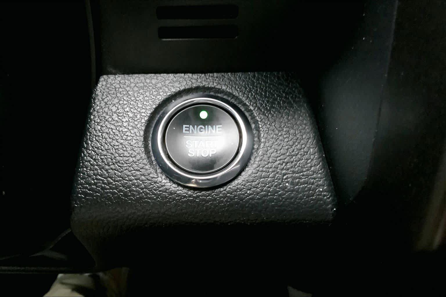 Certified 2019 Ford Expedition Max Limited RWD image 32