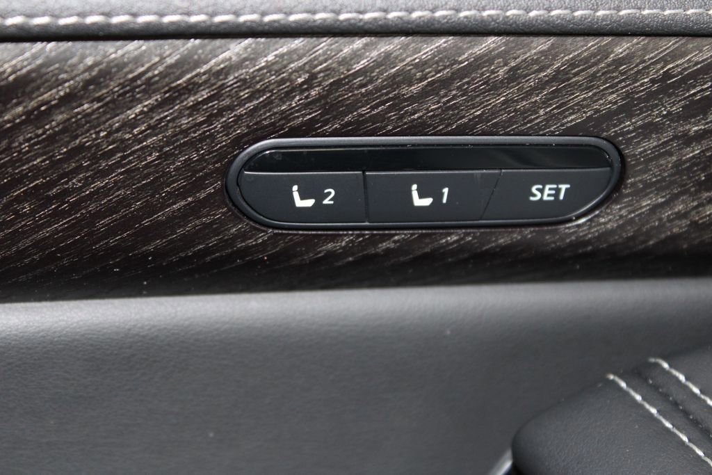 Used 2022 INFINITI QX60 Sensory w/ Cargo Package image 42