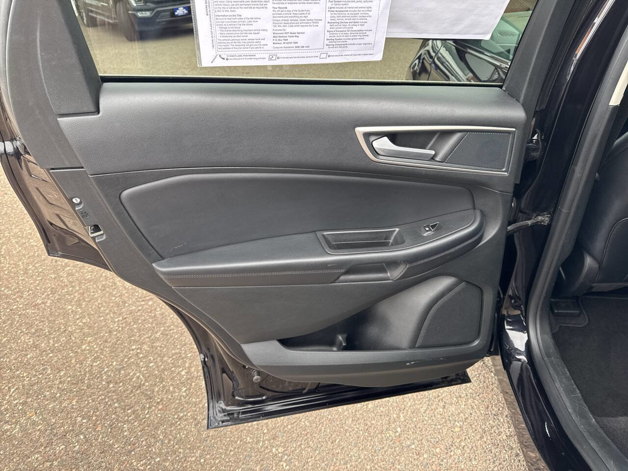 Certified 2024 Ford Edge SEL AWD/4WD image 12