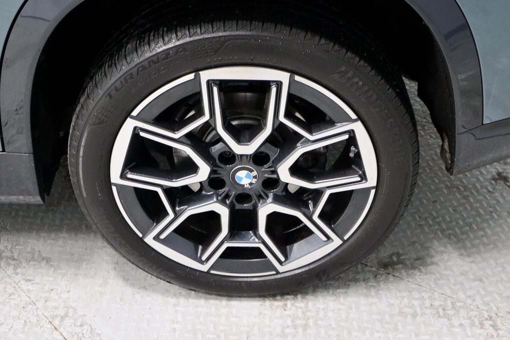 Used 2023 BMW X1 xDrive28i w/ Premium Package image 19