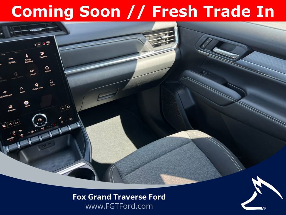 Used 2026 GMC Terrain Elevation image 25