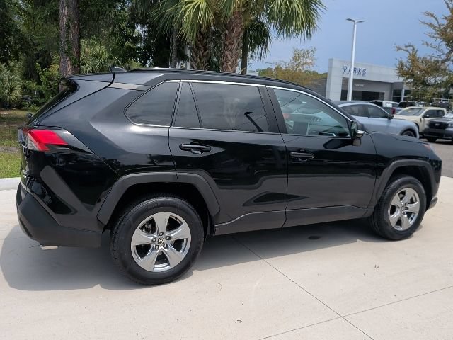 Used 2024 Toyota RAV4 XLE AWD/4WD image 5