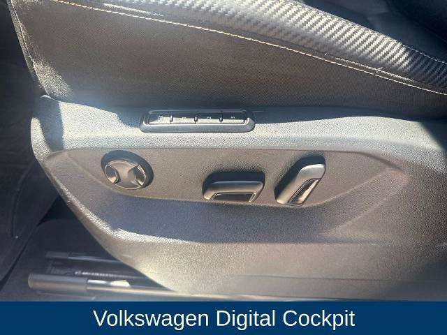 Used 2023 Volkswagen Atlas Cross Sport SEL R-Line AWD/4WD image 14