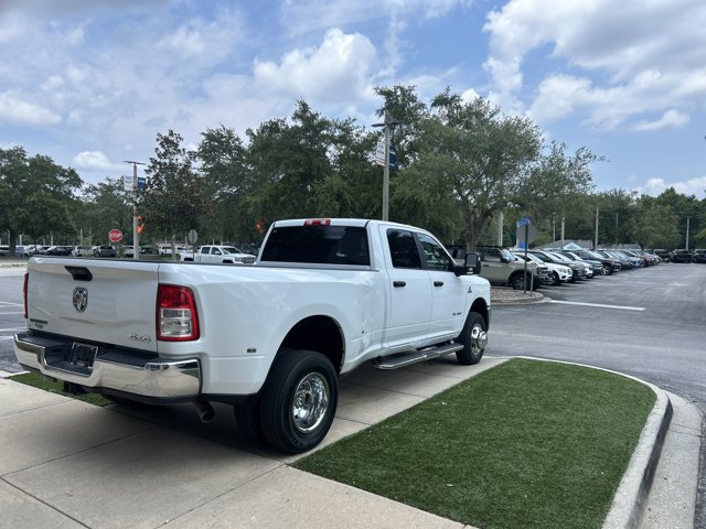 Used 2024 RAM 3500 Big Horn AWD/4WD image 4