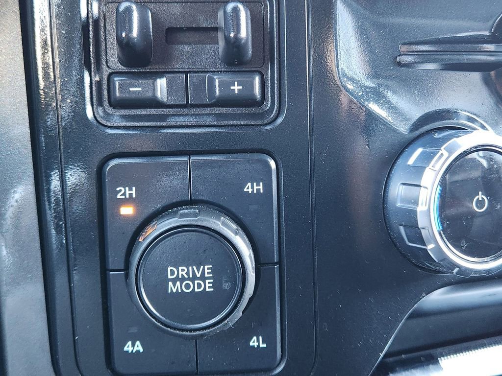 Certified 2023 Ford F150 Lariat w/ Equipment Group 502A High image 30