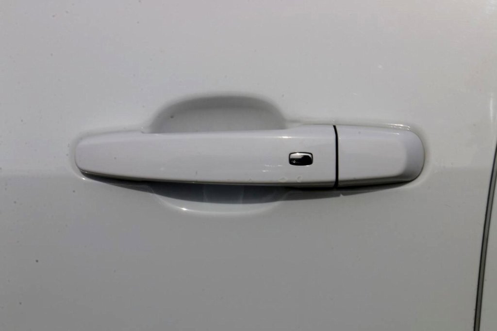 Used 2025 Chevrolet Blazer LT image 11